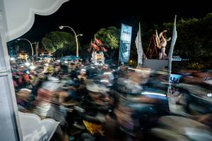 BIB: 
                            <button type="button" onclick="openModal(22791063)" class="btn btn-primary btn-sm float-right btn-popup" data-toggle="modal" data-target=".modal-high-quality">
                        <i class="fas fa-shopping-cart"></i> Add to Cart
                    </button>
                                            <button type="button" onclick="isThisMe(22791063, true)" class="btn btn-success btn-sm float-right btn-popup btn-isme hidden" data-toggle="tooltip" data-placement="bottom" title="นี่คือรูปของคุณใช่ไหม คลิกที่นี่เพื่อเอาเข้าอัลบั้ม">
                        <i class="fas fa-plus"></i> Add to album
                    </button>
                    <button type="button" onclick="isThisMe(22791063, false)" class="btn btn-warning btn-sm float-right btn-popup btn-isnotme hidden">
                        <i class="fas fa-ban"></i> Remove from album
                    </button>